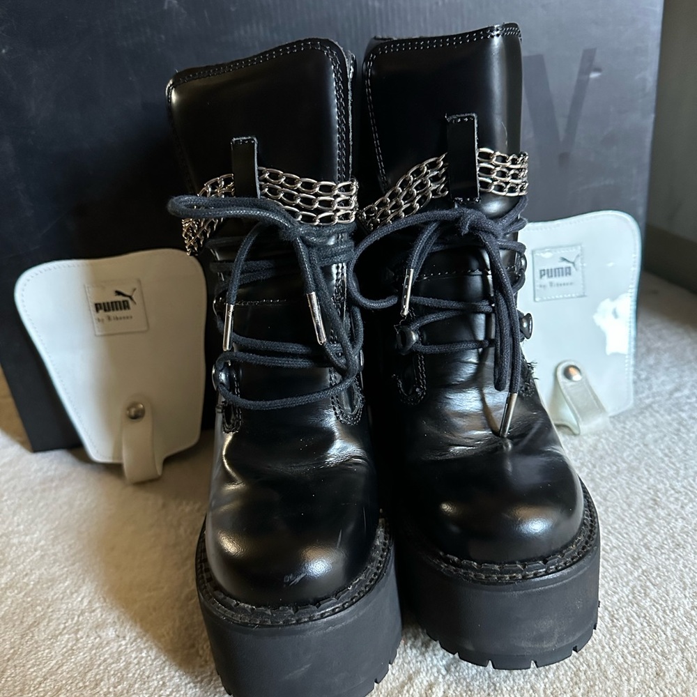 WORN ONCE WITH ORIGINAL BOX AND BAG Puma Fenty Platform Boot Wedge size 5.5
